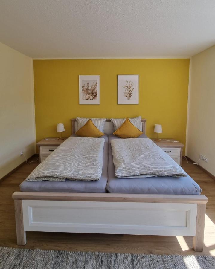 Modern Eingerichtet-Stadtnah-Ferienwohnung Mit Geschirrspueler Und Waschmaschine Friedland  Luaran gambar